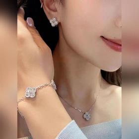 V金鍍咪金梵克雅寶四葉草滿鑽金項鍊升級款 v金制作最新四葉草升級款，修改了原版