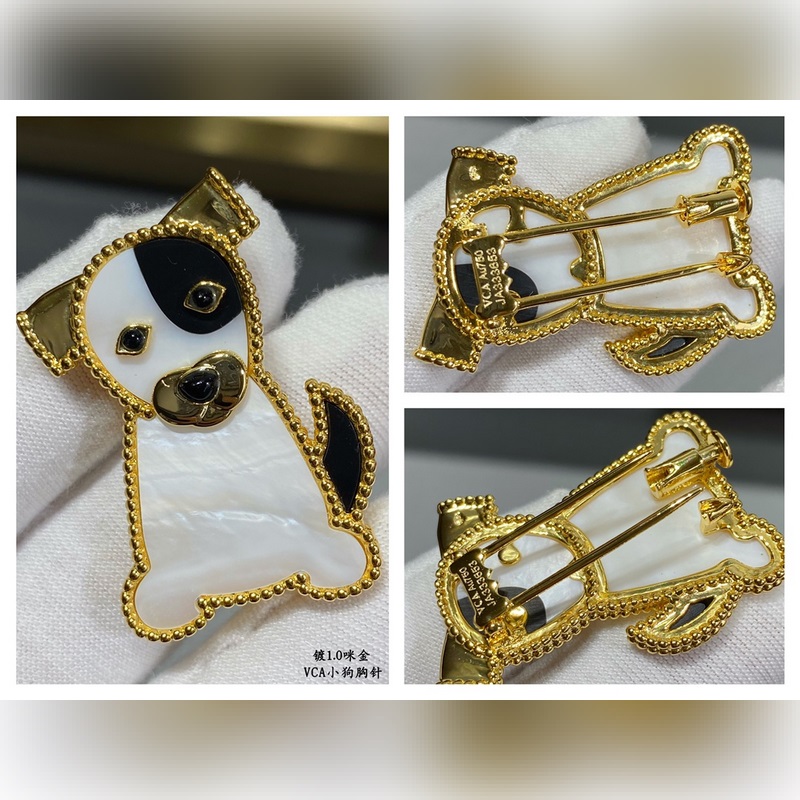 V金材質 小狗 梵克雅寶實拍 VCA動物系列胸針 小小的動物胸針有趣可愛，讓我們