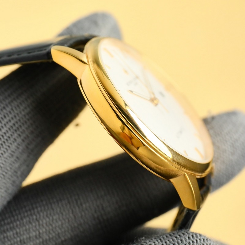 最新款推薦 市場(chǎng)最高複刻 V4升級(jí)版本 江詩(shī)丹頓VC傳承系列85180腕錶！1