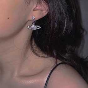 西太後 土星耳扣 X滿鑽耳扣 西太後的美誰懂 bling bling 的直擊