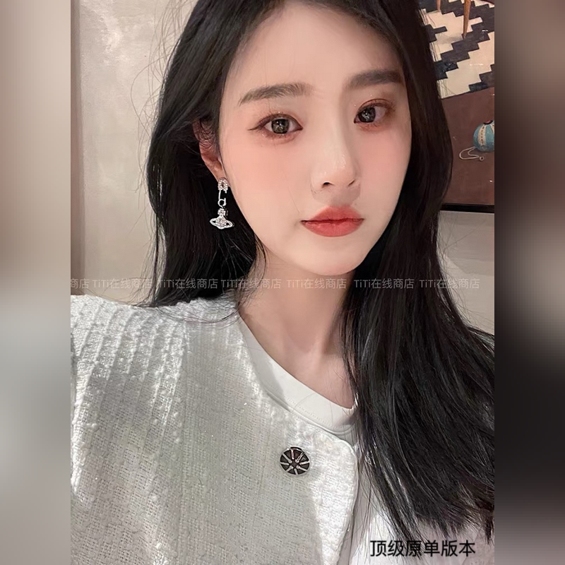 西太後 vivienne 滿鑽耳釘閉眼 準入 沒錯！白鑽鑲嵌、純 王粹 冠球