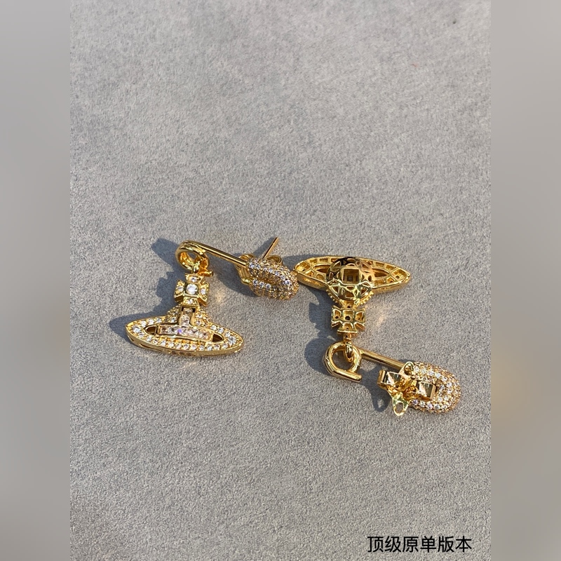 西太後 vivienne 滿鑽耳釘閉眼 準入 沒錯！白鑽鑲嵌、純 王粹 冠球