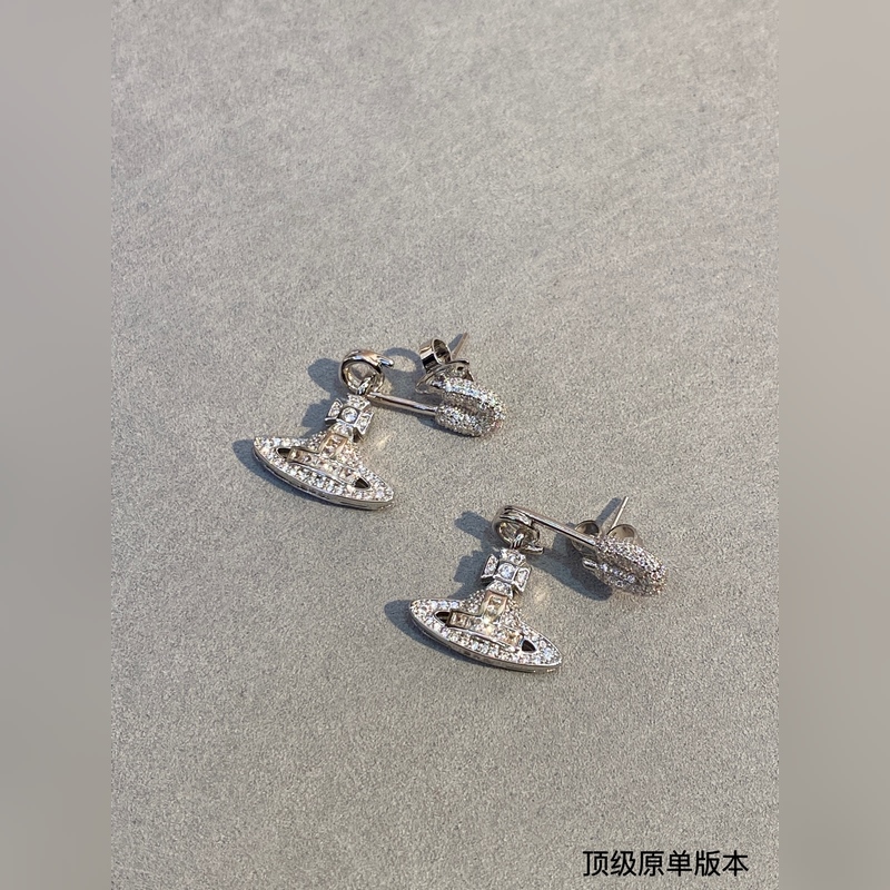 西太後 vivienne 滿鑽耳釘閉眼 準入 沒錯！白鑽鑲嵌、純 王粹 冠球