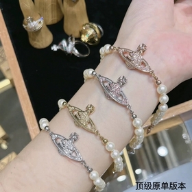 西太後珍珠手鍊今年珍珠手鍊也是大勢，珍珠上手真的絕絕子～土星搭配珍珠奶酷奶酷的