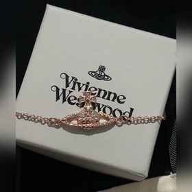 西太後 Vivienne 玫瑰金鑲鑽土星手鍊西太後士星手鍊yyds！ 士星鑲鑽