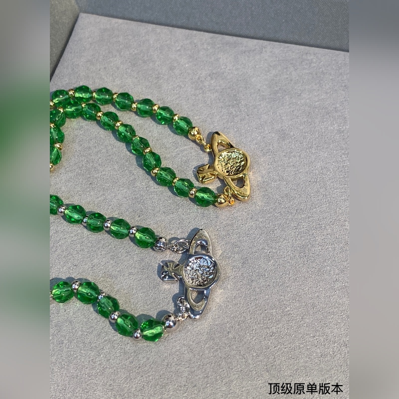 西太後 vivienne 綠色水晶滿鑽土星項鍊閉眼 準(zhǔn)入 沒錯！鑽鑲嵌、純 王