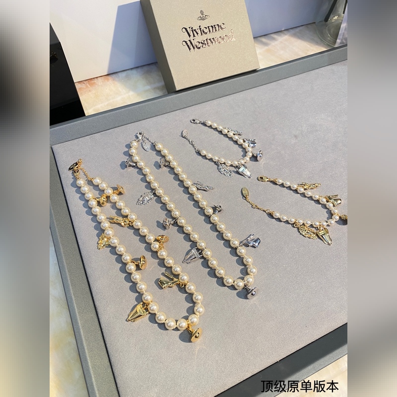 項鍊價格2200    手鍊價格2000 【VivienneWestwood】什