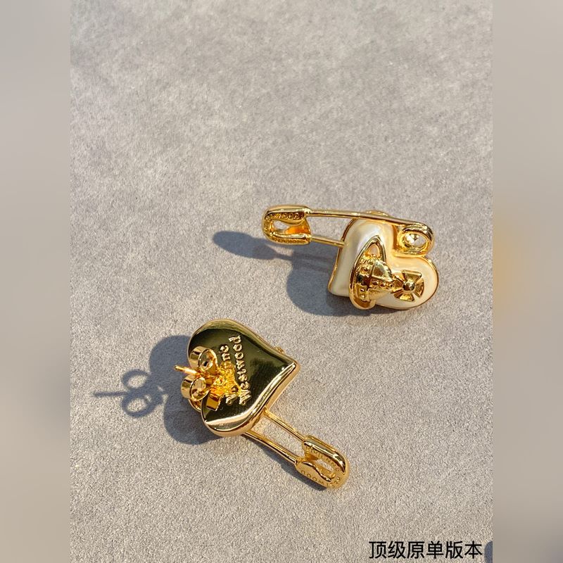 項鍊價格2200  手鍊價格2000  耳釘價格2000  西太後 vivien