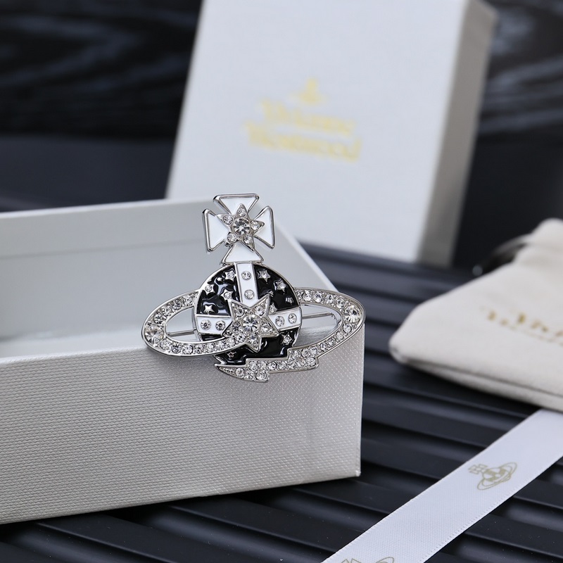 西太後超美大號星球胸針，百看不厭的土星形狀，胸針表面鑲滿”鑽石“加黑白滴裝飾搭配