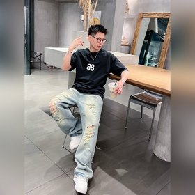 巴黎世家 新款字母印花雙層重工短袖T桖 字母圖案不管是T桖還是衛衣都是每年的爆款