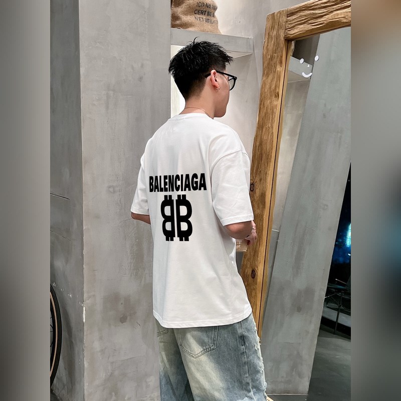 巴黎世家 新款字母印花雙層重工短袖T桖 字母圖案不管是T桖還是衛衣都是每年的爆款