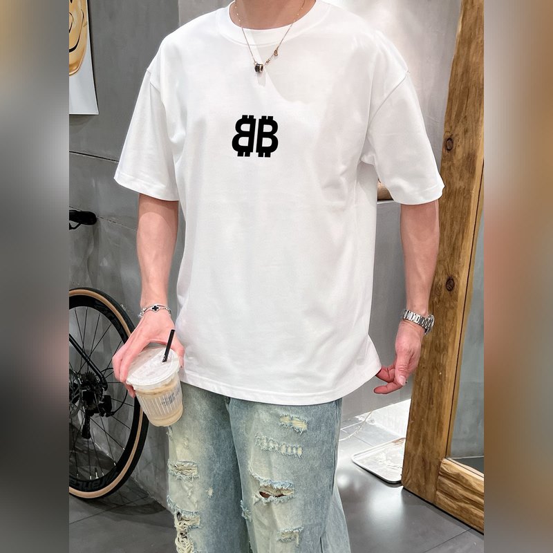 巴黎世家 新款字母印花雙層重工短袖T桖 字母圖案不管是T桖還是衛衣都是每年的爆款