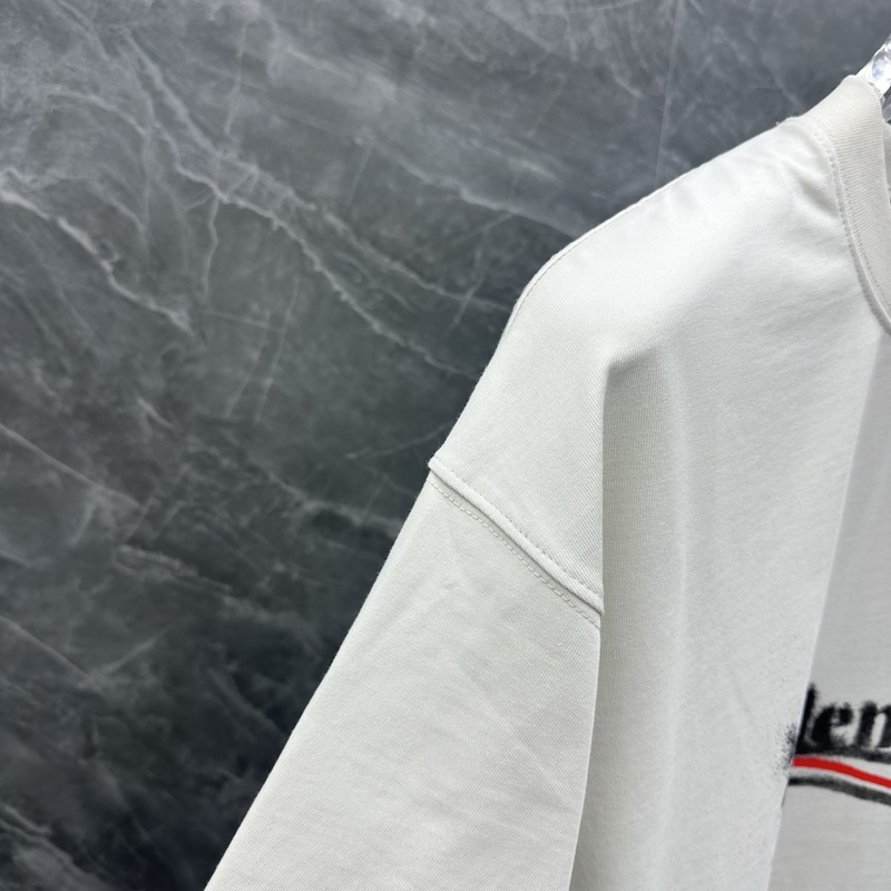 ｜巴黎世家潑墨塗鴉可樂短袖 顔色：米白 黑色 面料：300克 平紋 尺碼：M L