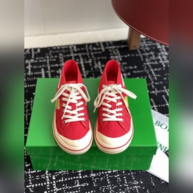 代購級 BOTTEGA VENETA BV25ss 新款複古Eliot運動鞋上市