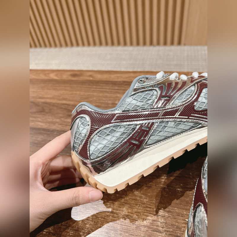 葆蝶家運動鞋 王一博 同款 情侶款休閑鞋老爹鞋！Runner運動鞋！原版輕質科技