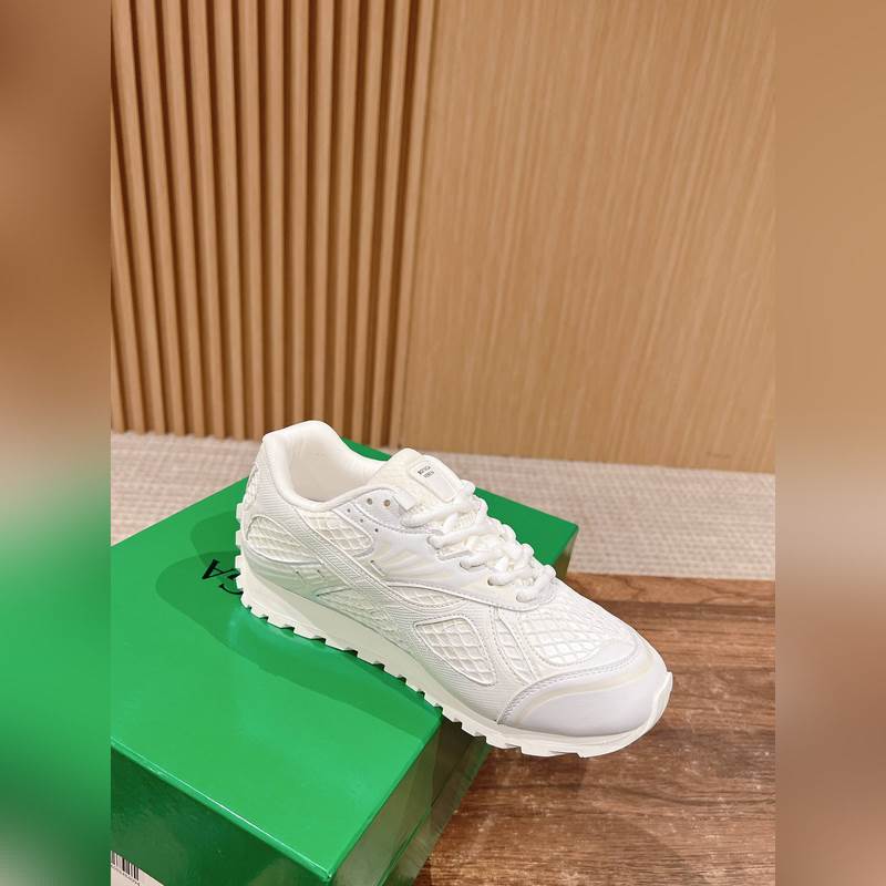 葆蝶家運(yùn)動(dòng)鞋 王一博 同款 情侶款休閑鞋老爹鞋！Runner運(yùn)動(dòng)鞋！原版輕質(zhì)科技