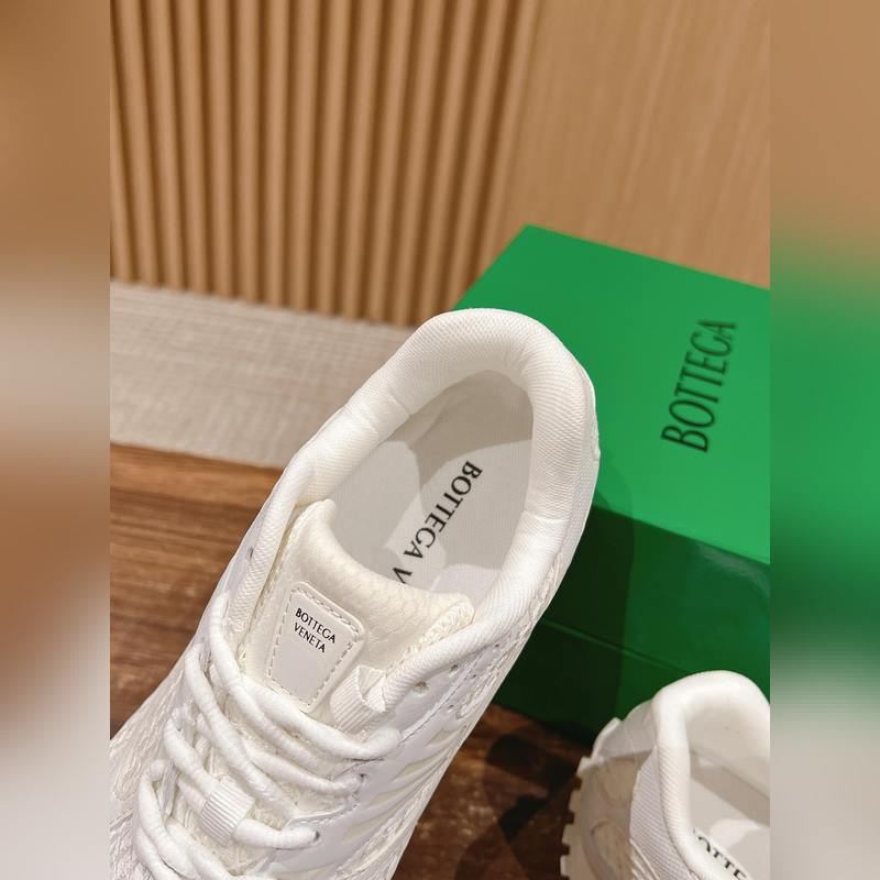 葆蝶家運(yùn)動(dòng)鞋 王一博 同款 情侶款休閑鞋老爹鞋！Runner運(yùn)動(dòng)鞋！原版輕質(zhì)科技