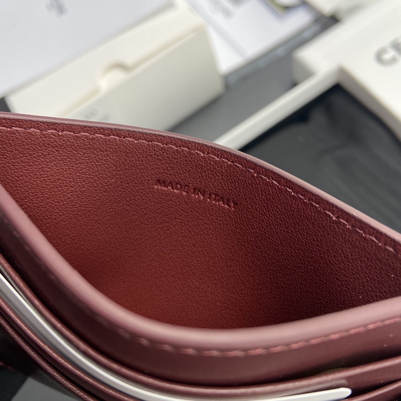 【特級純鋼五金原廠皮】 TRIOMPHE亮澤牛皮革卡包/ 拉鍊鎖閉 1個扁平口