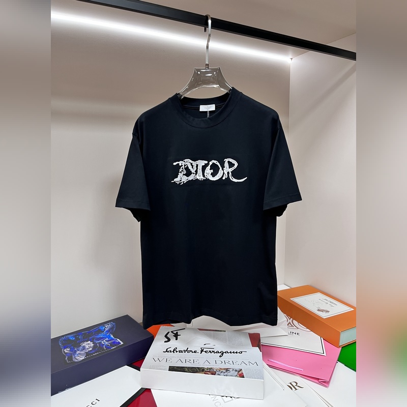 Dior 獨(dú)家專(zhuān)供春季新款 迪奧時(shí)尚休閑圓領(lǐng)短袖，純棉面料原單工藝高端歐版原單T