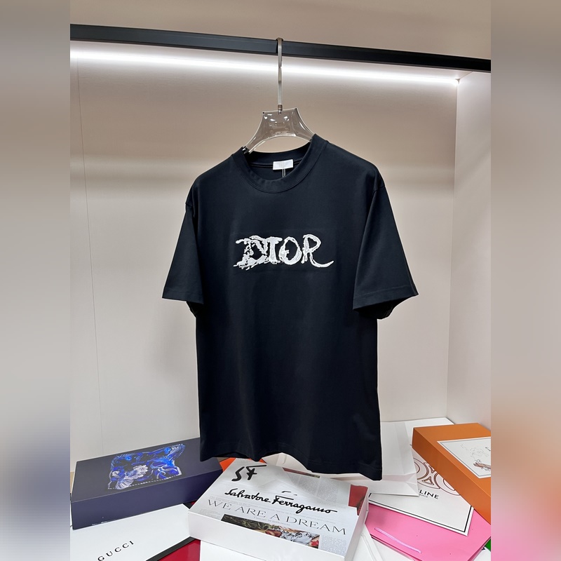 Dior 獨(dú)家專(zhuān)供春季新款 迪奧時(shí)尚休閑圓領(lǐng)短袖，純棉面料原單工藝高端歐版原單T