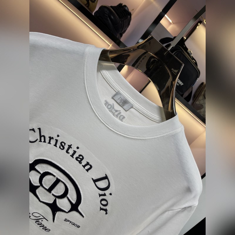 S-2XLDior 25SS春夏新款首發(fā)專櫃最新款短袖圓領(lǐng)T恤 高端訂制 設(shè)計前