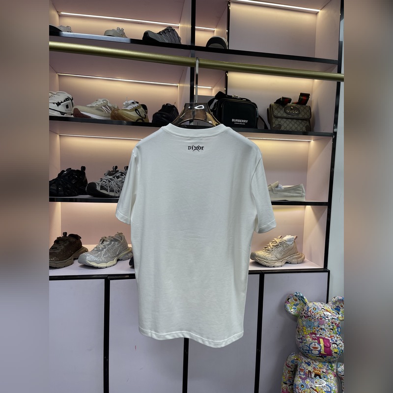 S-2XLDior 25SS春夏新款首發(fā)專櫃最新款短袖圓領(lǐng)T恤 高端訂制 設(shè)計前