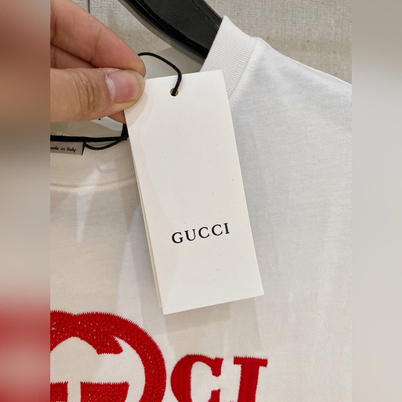 Gucci 25ss春夏新款首發專櫃最新款短袖圓領T恤 高端訂制 設計前衛時尚！