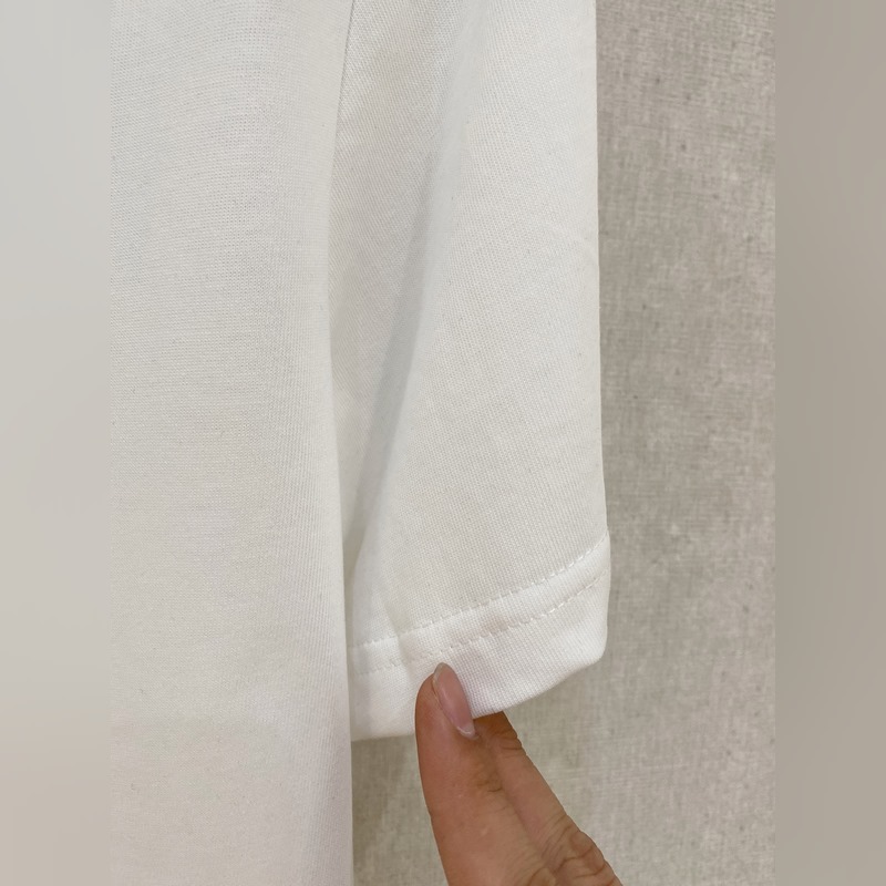 Gucci 25ss春夏新款首發專櫃最新款短袖圓領T恤 高端訂制 設計前衛時尚！