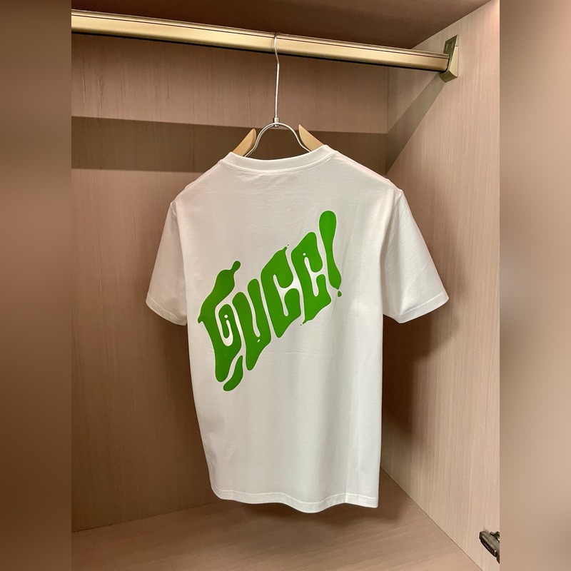 GUCCI 2025春夏新品進口植絨字母印花短袖T恤；定制櫃臺同步面料，胸前進口