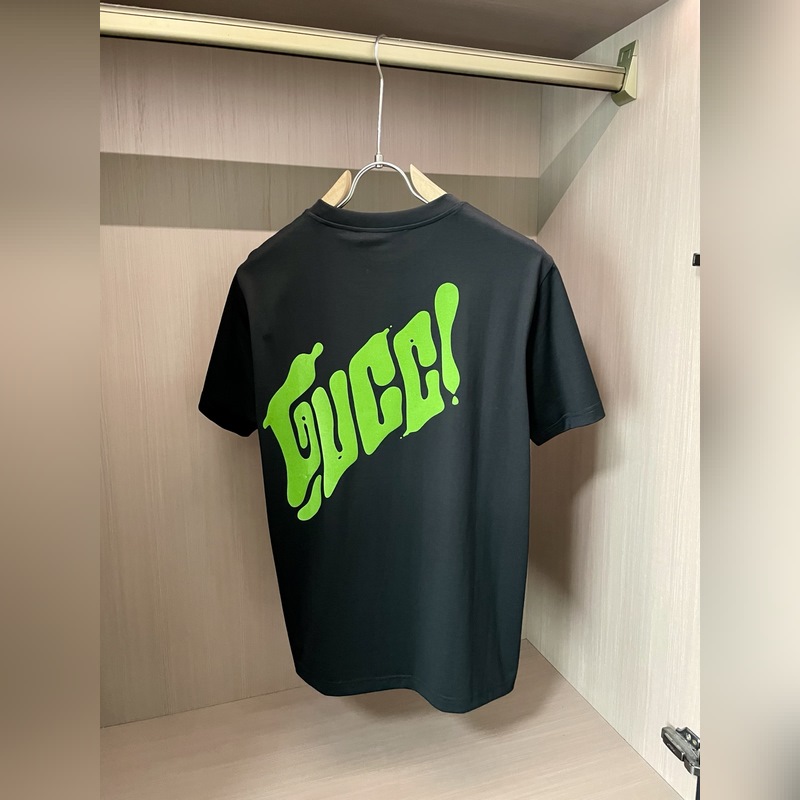 GUCCI 2025春夏新品進口植絨字母印花短袖T恤；定制櫃臺同步面料，胸前進口