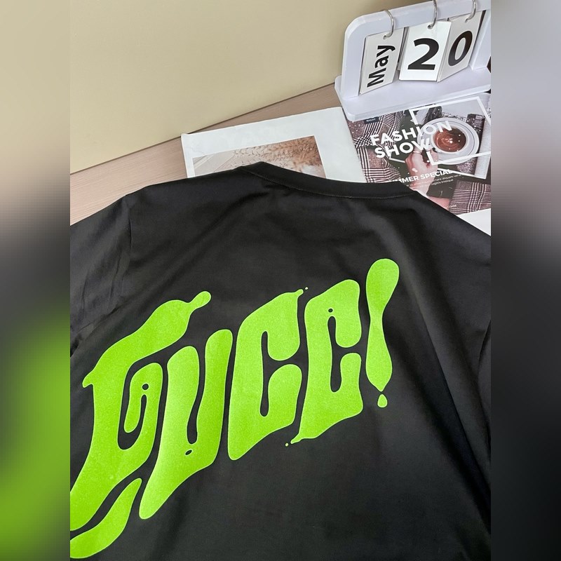 GUCCI 2025春夏新品進口植絨字母印花短袖T恤；定制櫃臺同步面料，胸前進口