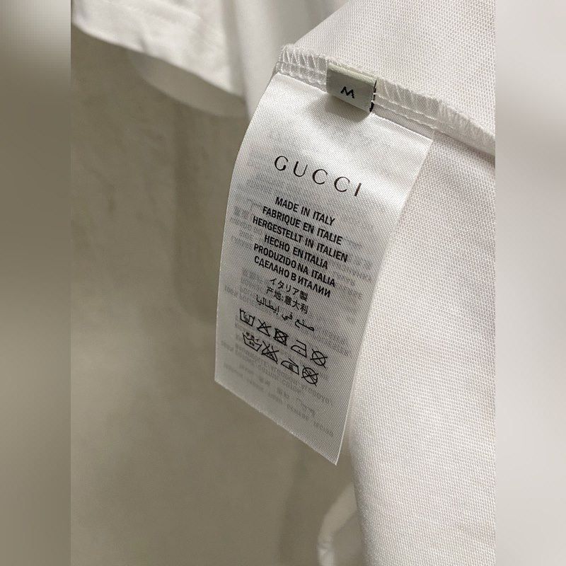 Gucci 25ss春夏新款首發(fā)專櫃最新款短袖圓領(lǐng)T恤 高端訂制 設(shè)計前衛(wèi)時尚！