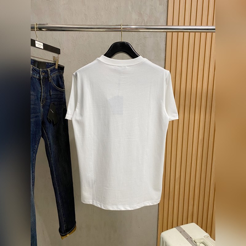 Gucci 25ss春夏新款首發(fā)專櫃最新款短袖圓領(lǐng)T恤 高端訂制 設(shè)計前衛(wèi)時尚！