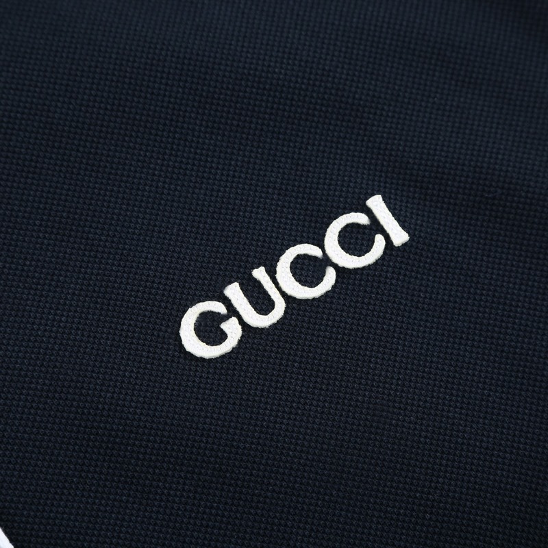 GUCCI飾繡花POLO衫 面料選擇： 采用100%純棉珠地布，在傳統珠地布基礎