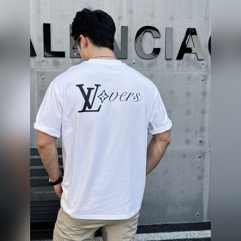 Louis Vuitton 獨家專供秋季新款 驢牌時尚休閑圓領短袖，高密度32