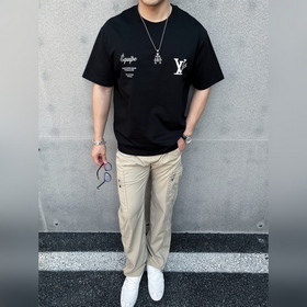 Louis Vuitton 獨家專供秋季新款 驢牌時尚休閑圓領短袖，高密度32