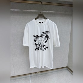 Louis Vuitton 2025Ss春夏最新款短袖T恤，手感柔軟，穿著舒適，