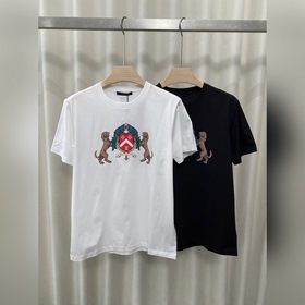 LV新款正面印花logo短袖T恤，ZG同款，胸前提升品牌格調演繹品牌辨識度，滿滿