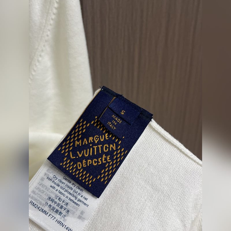 Louis Vuitton 春夏新款馬球衫POLO衫，取材細(xì)膩棉質(zhì)針織，以棉質(zhì)府