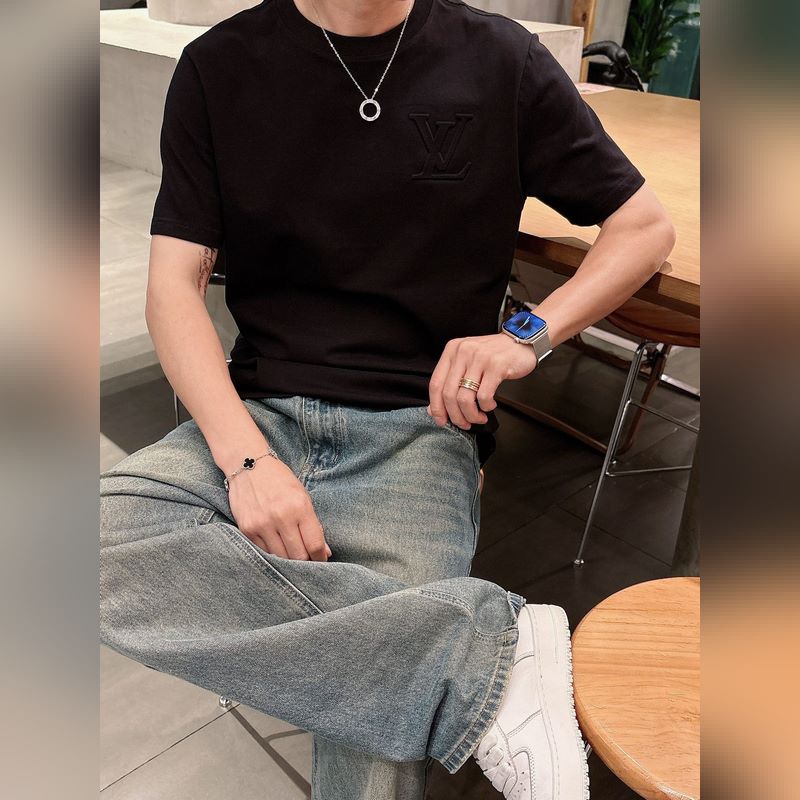 LV路易威登25ss春夏新款首發(fā)專櫃最新款短袖圓領(lǐng)T恤 高端訂制 設(shè)計(jì)前衛(wèi)時(shí)尚！