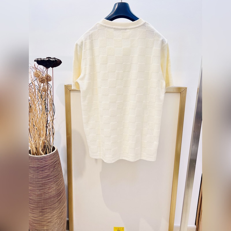 衣服 Size 46/48/50/52 男女同款 Louis Vuitton