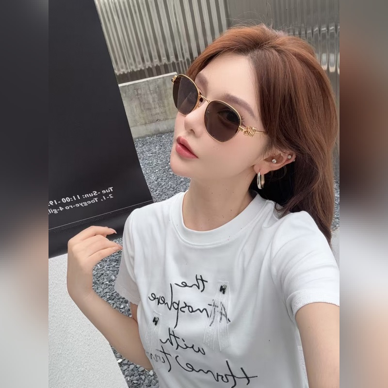 MIU MIU MODEL：MU56ZS SIZE：57口18-145