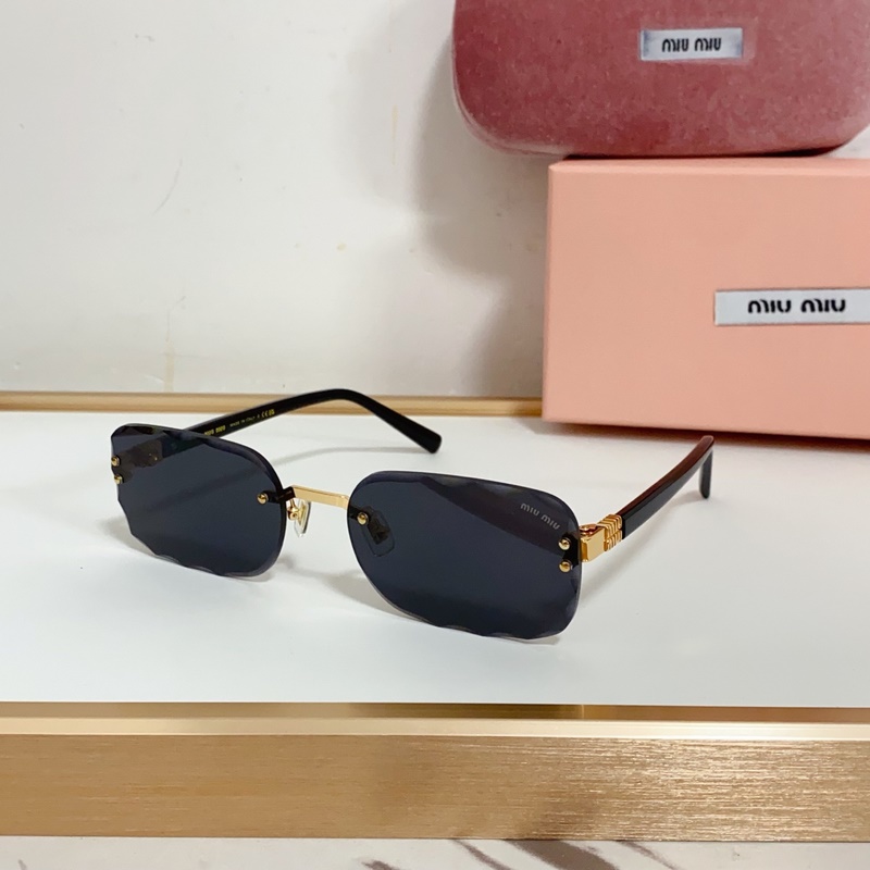 MIU MIU MOD：MU126AV Size：62口20 140