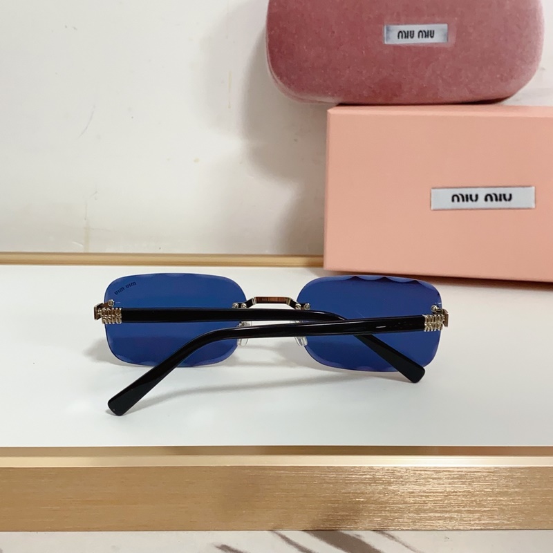 MIU MIU MOD：MU126AV Size：62口20 140