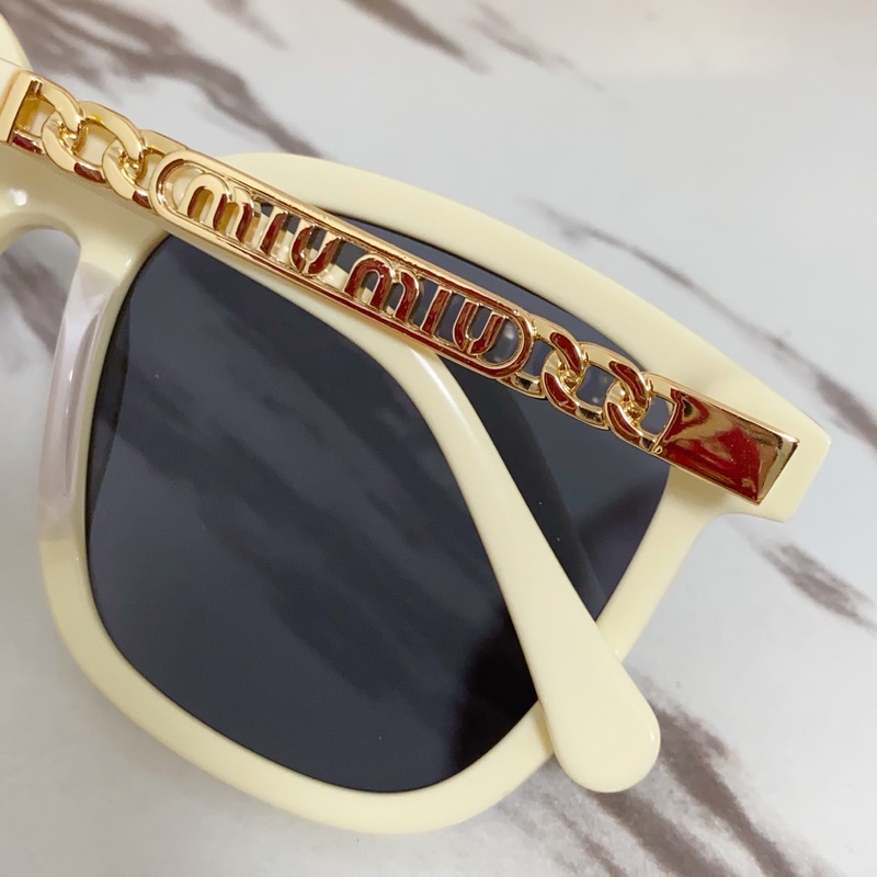 Miumiu MOD：SMU68N SIZE：65-15-145