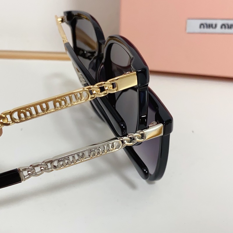 Miumiu MOD：SMU68N SIZE：65-15-145