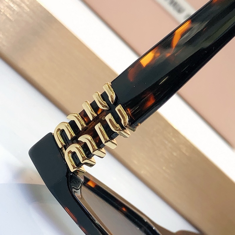 MIUMIU Mod：MUA04S SIZE：55-18-140