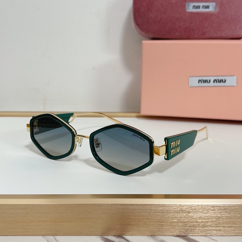 MIUMIU MODEL：SMU62WS SIZE：55口18-147