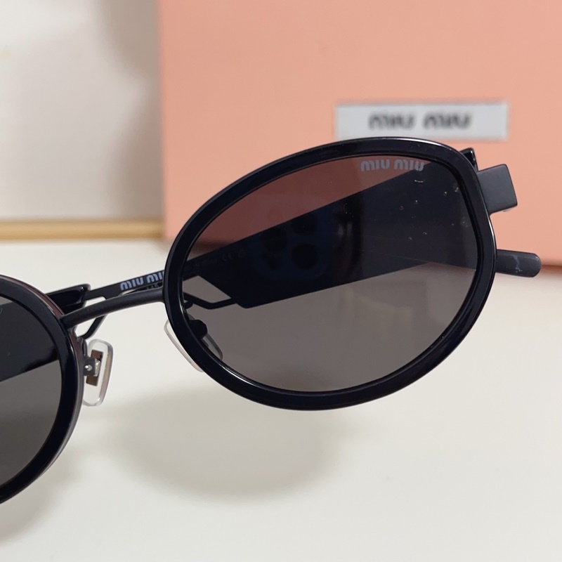 MIUMIU MODEL：SMU63WS SIZE：55口18-147