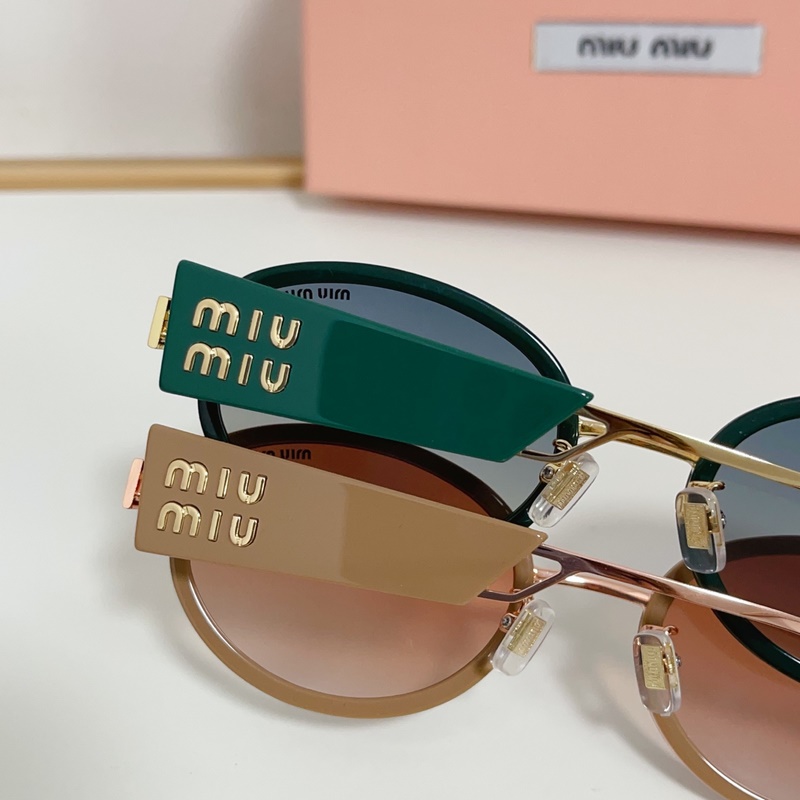 MIUMIU MODEL：SMU63WS SIZE：55口18-147